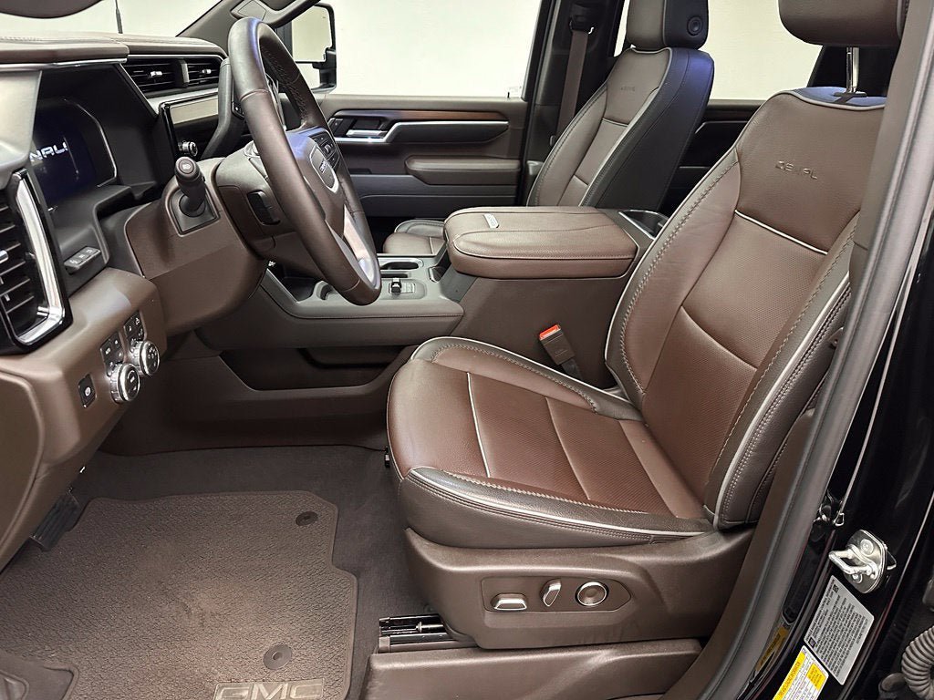 Used 2026 GMC Sierra 2500 Denali AWD/4WD image 10