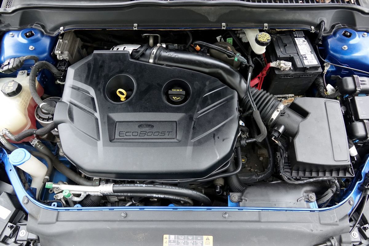 Used 2018 Ford Fusion SE w/ Fusion SE Technology Package image 35