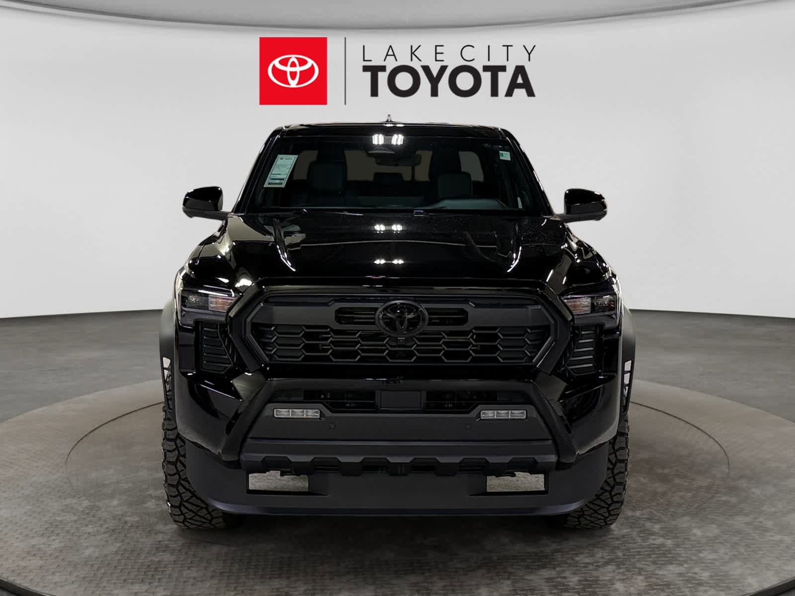 Used 2026 Toyota Tacoma TRD Off-Road w/ TRD Off Road Premium Package AWD/4WD image 14