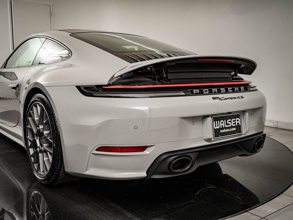 New 2026 Porsche 911 Carrera 4S image 30