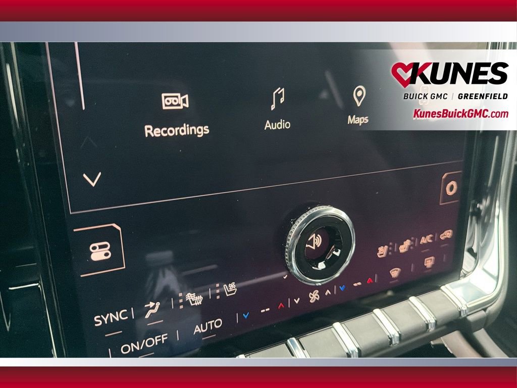 New 2026 GMC Yukon XL Denali w/ Denali Reserve Package image 28