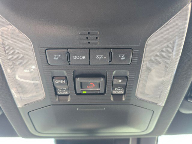 Used 2025 Toyota RAV4 XSE image 39