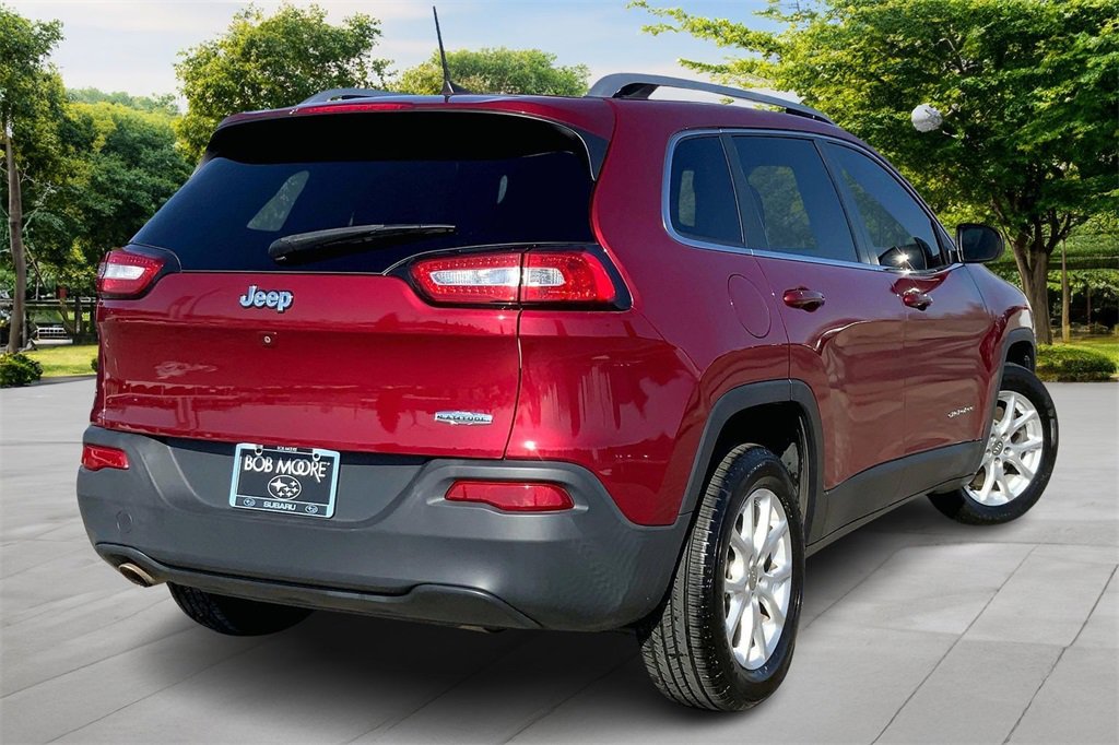 Used 2016 Jeep Cherokee Latitude w/ Comfort & Sound Group image 6