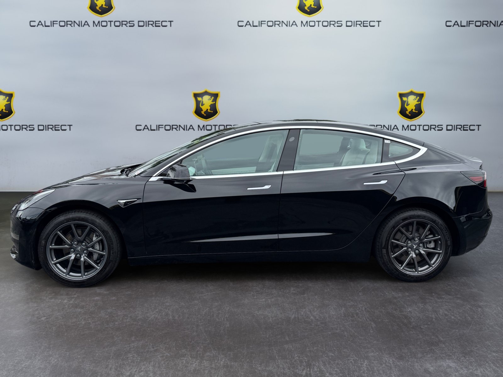 Used 2018 Tesla Model 3 Performance AWD/4WD image 2