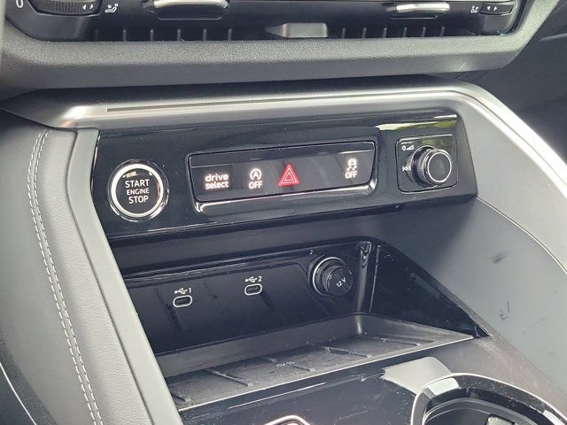 Certified 2025 Audi Q5 Premium Plus w/ Premium Plus AWD/4WD image 26