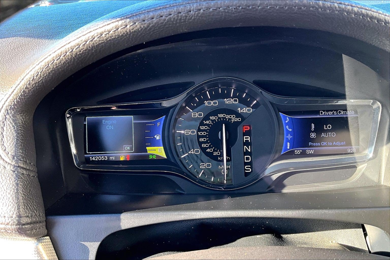 Used 2013 Lincoln MKX AWD image 13