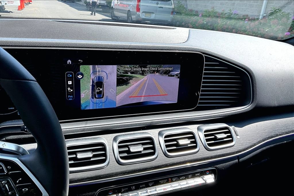 Used 2025 Mercedes-Benz GLE 580 4MATIC image 23