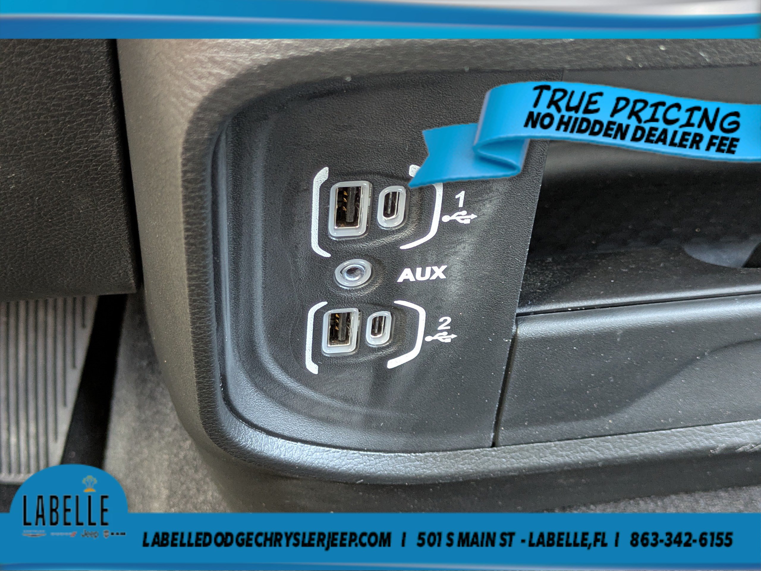 Used 2024 RAM 2500 Big Horn w/ Protection Group AWD/4WD image 29