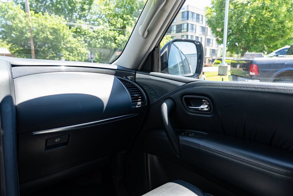 Used 2022 Nissan Armada SV AWD/4WD image 11