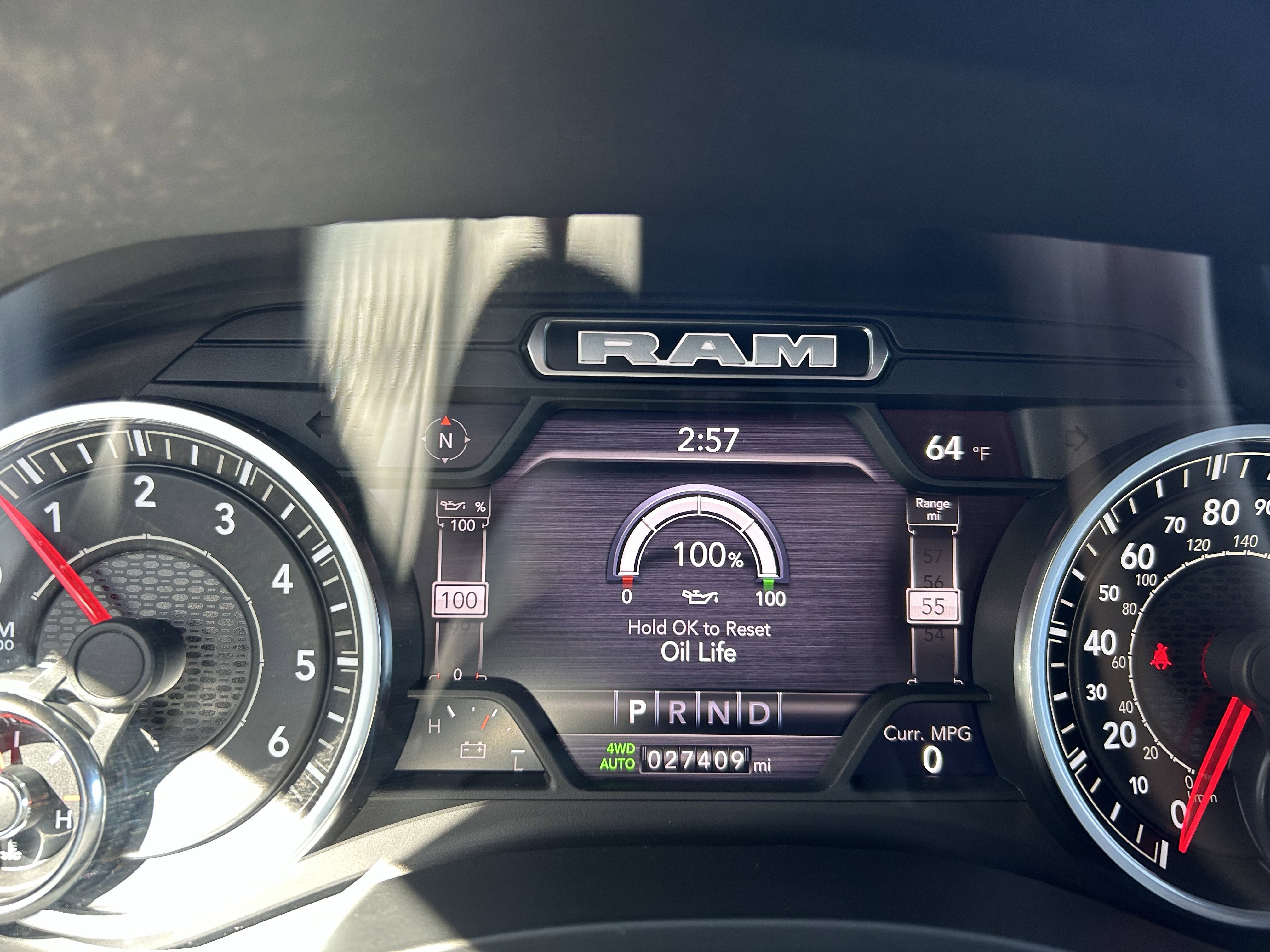 Used 2022 RAM 1500 Laramie w/ Sport Appearance Package AWD/4WD image 27