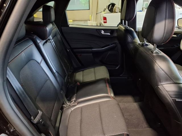 Certified 2025 Ford Escape ST-Line image 26