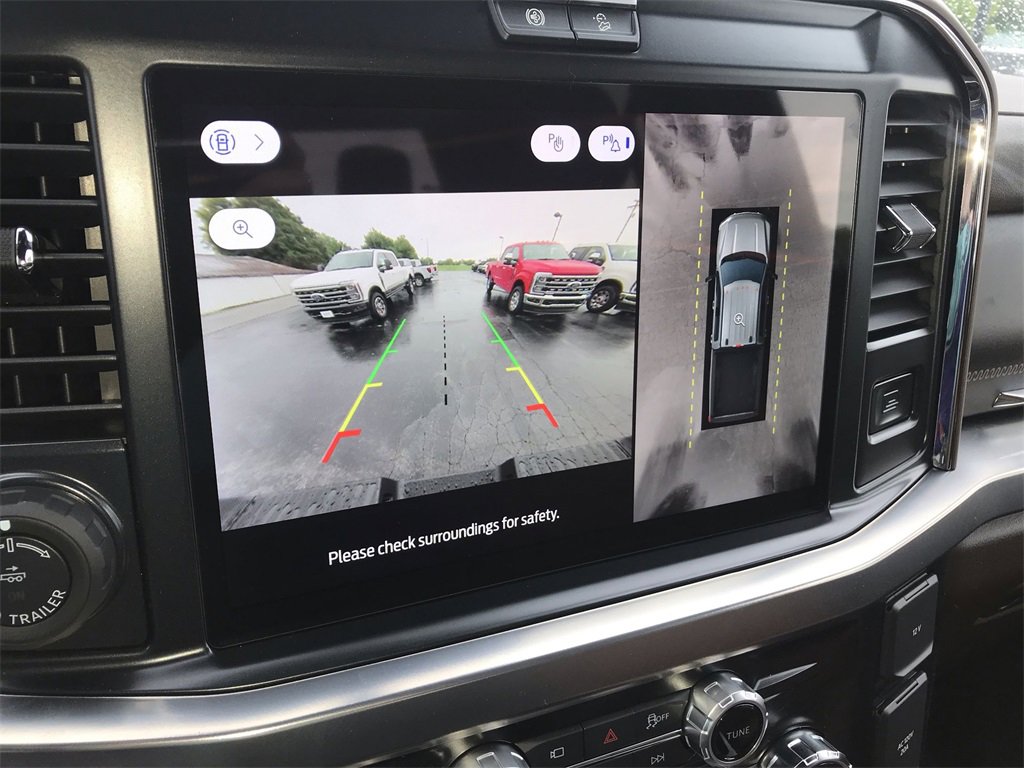 New 2025 Ford F350 King Ranch w/ Chrome Package image 17