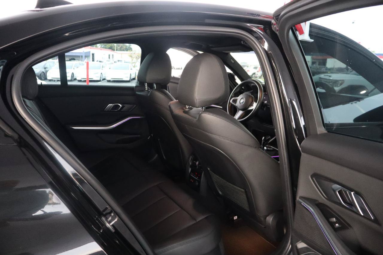 Used 2020 BMW M340i RWD image 35