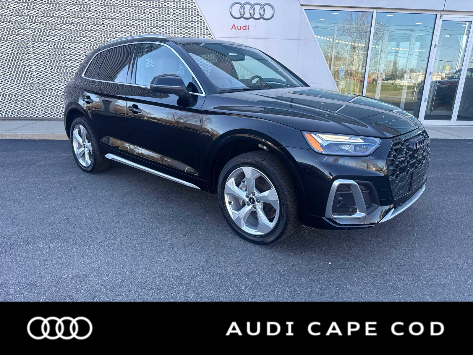 Used 2023 Audi Q5 2.0T Premium Plus w/ Premium Plus Package image 1
