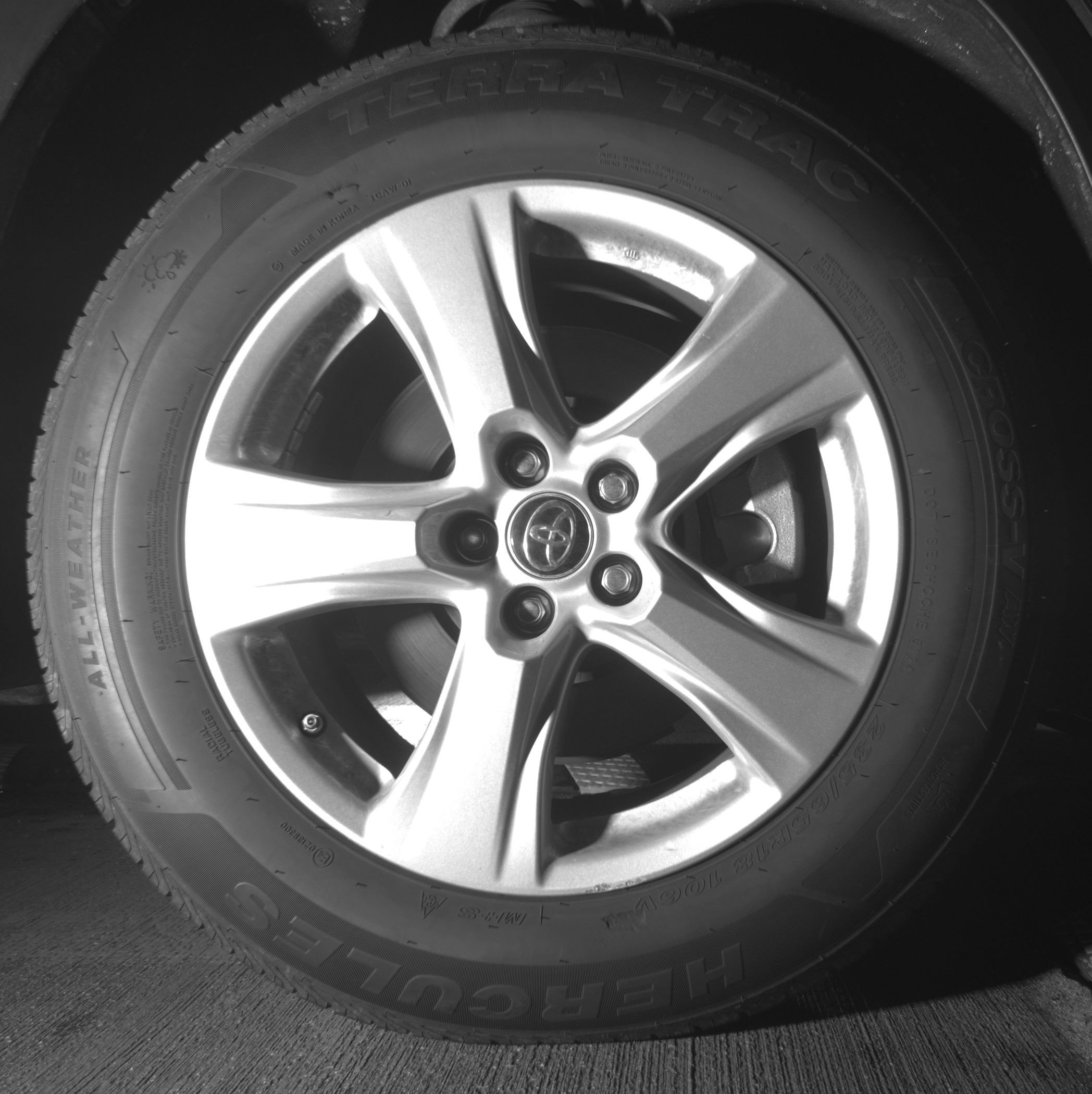 Used 2025 Toyota Highlander LE image 13