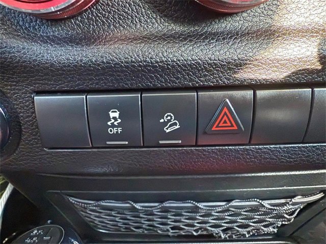 Used 2018 Jeep Wrangler Sport image 27