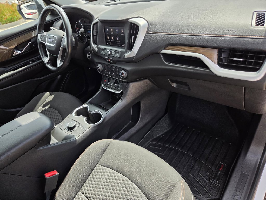 Used 2020 GMC Terrain SLE FWD image 8
