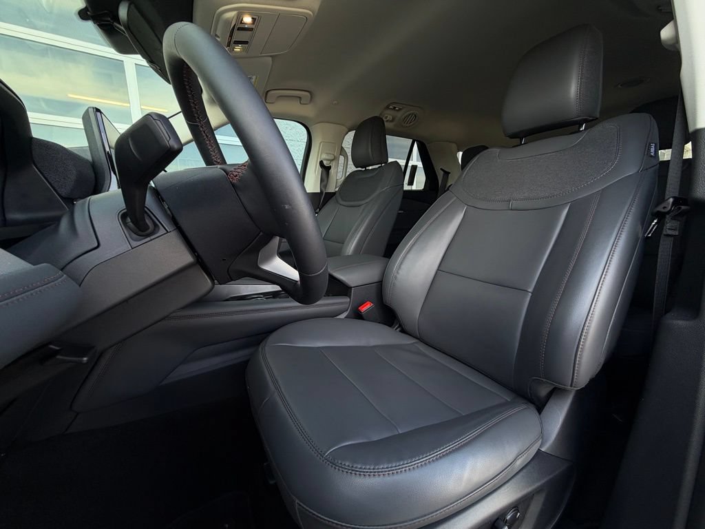 New 2026 Ford Explorer Active w/ Active Comfort Package RWD image 5