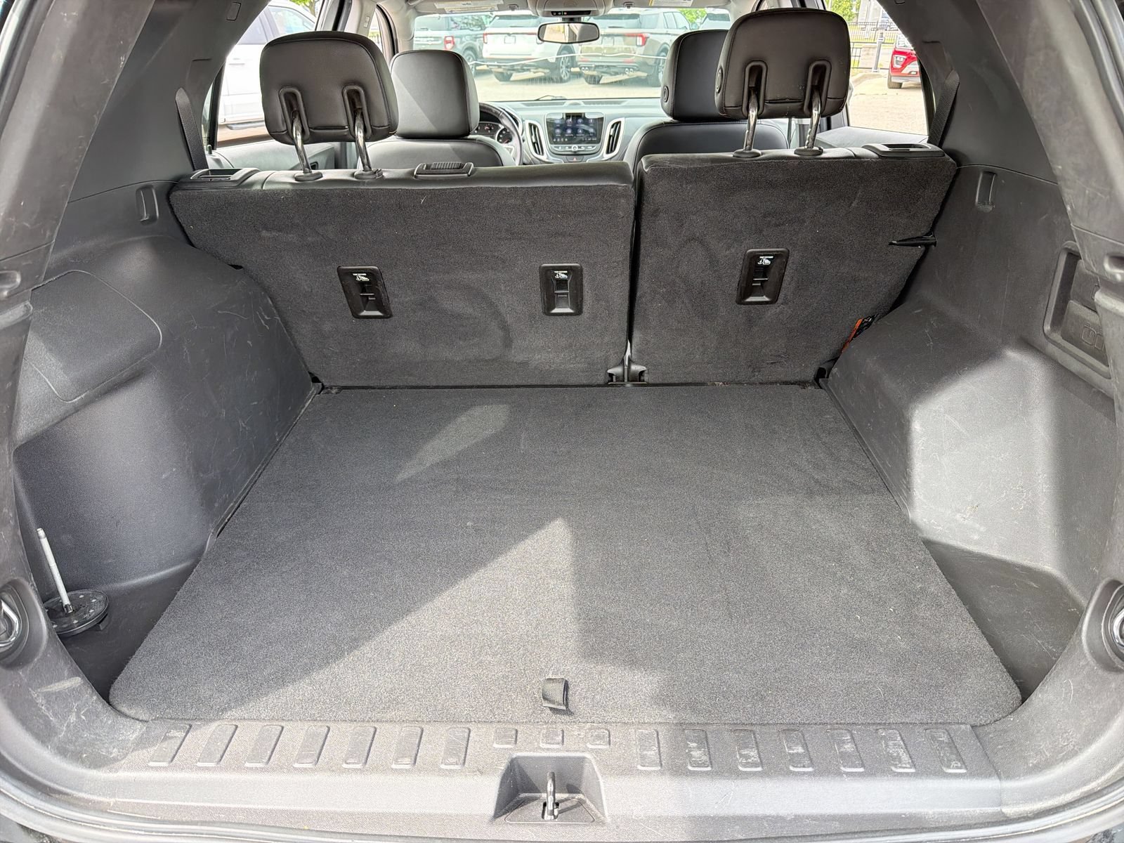 Used 2019 Chevrolet Equinox Premier FWD image 36
