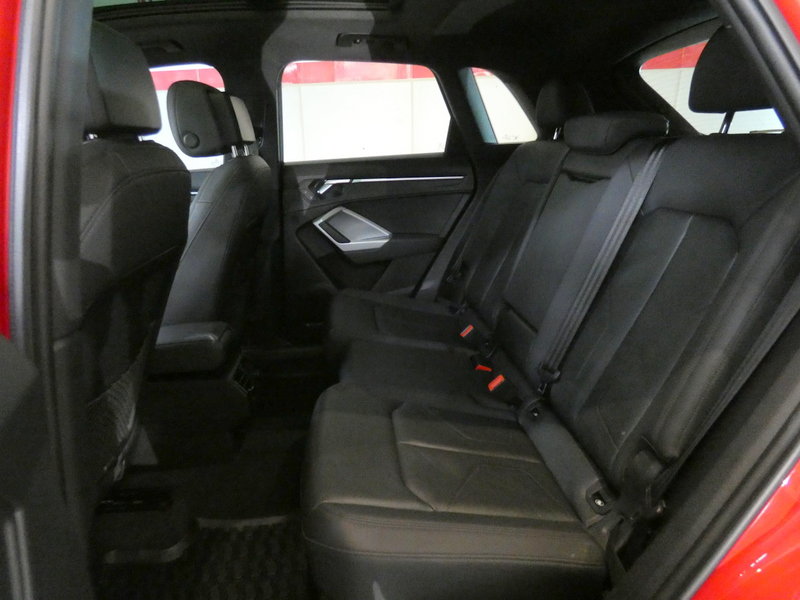 Used 2021 Audi Q3 2.0T Premium w/ Convenience Package AWD/4WD image 23