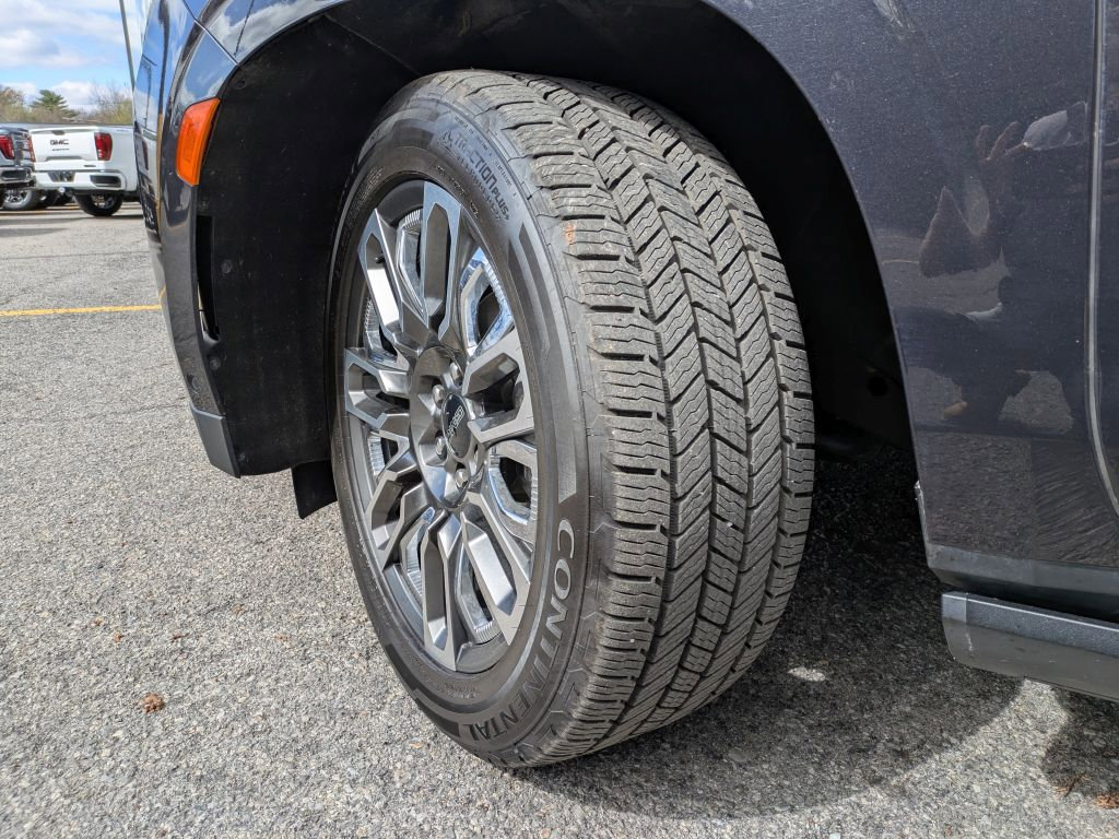 Used 2023 GMC Yukon Denali Ultimate image 37