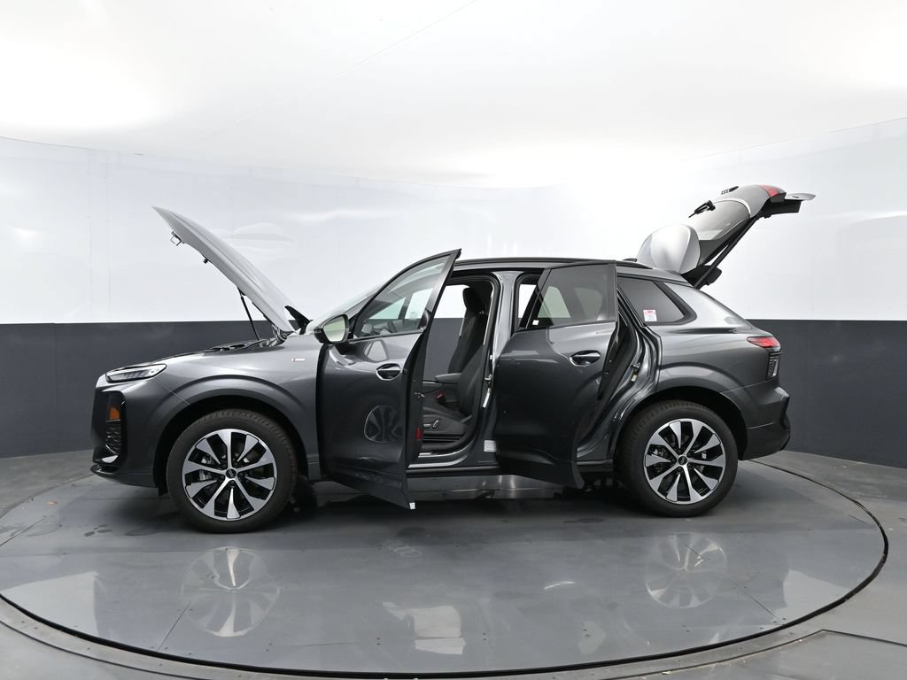 New 2026 Audi Q3 quattro 2.0T AWD/4WD image 31