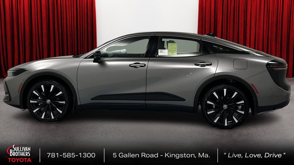 New 2025 Toyota Crown Platinum AWD/4WD image 8