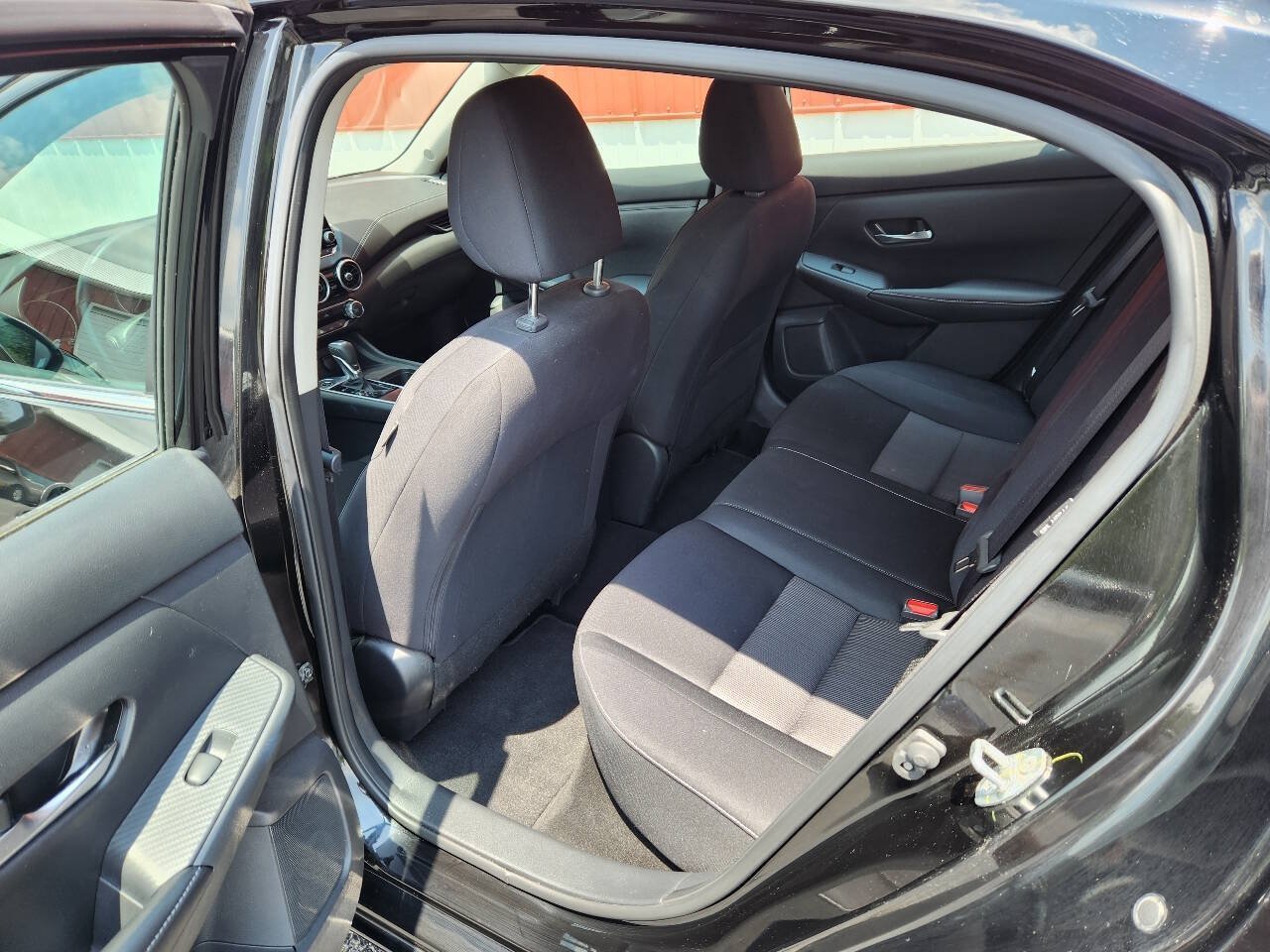 Used 2022 Nissan Sentra SV FWD image 9