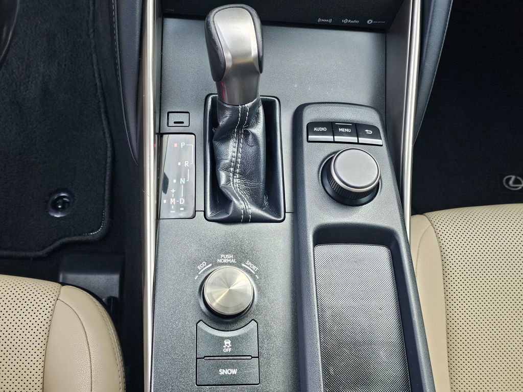 Used 2020 Lexus IS 300 image 25
