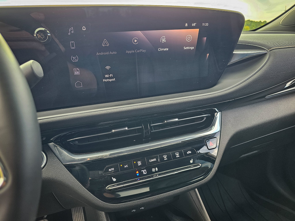 Used 2025 Buick Envista Avenir FWD image 24