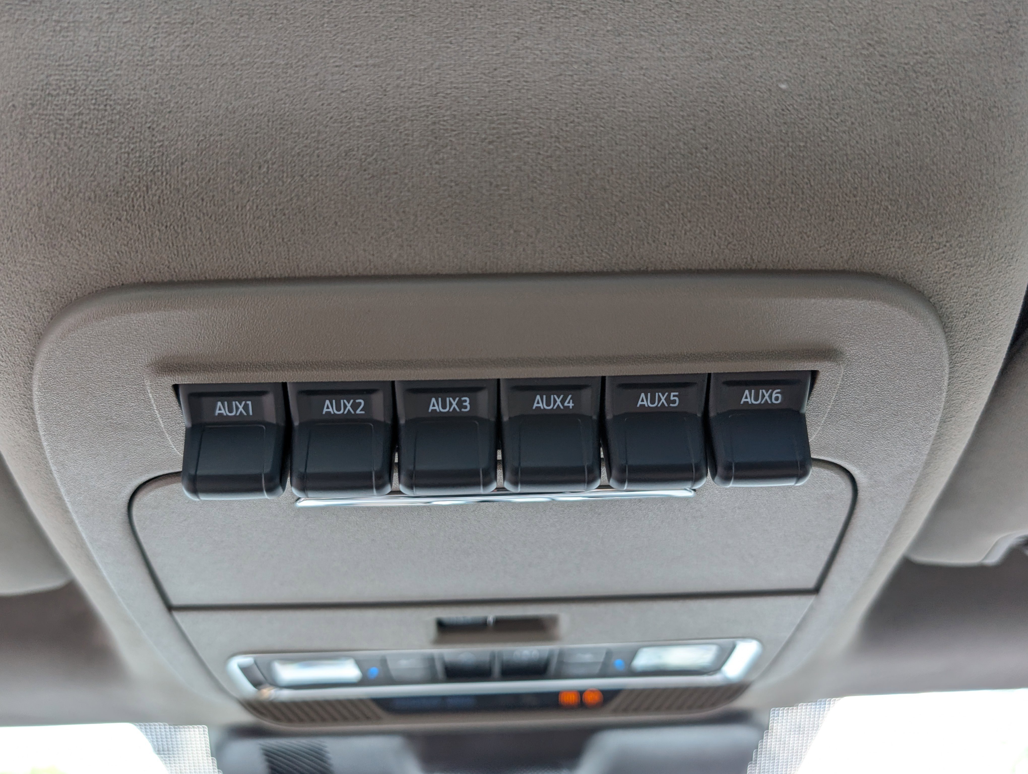 New 2026 Ford F350 Platinum w/ Platinum Plus Package image 34