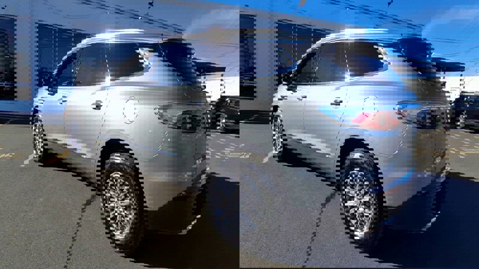 Certified 2024 Buick Enclave Essence w/ Technology Package image 4