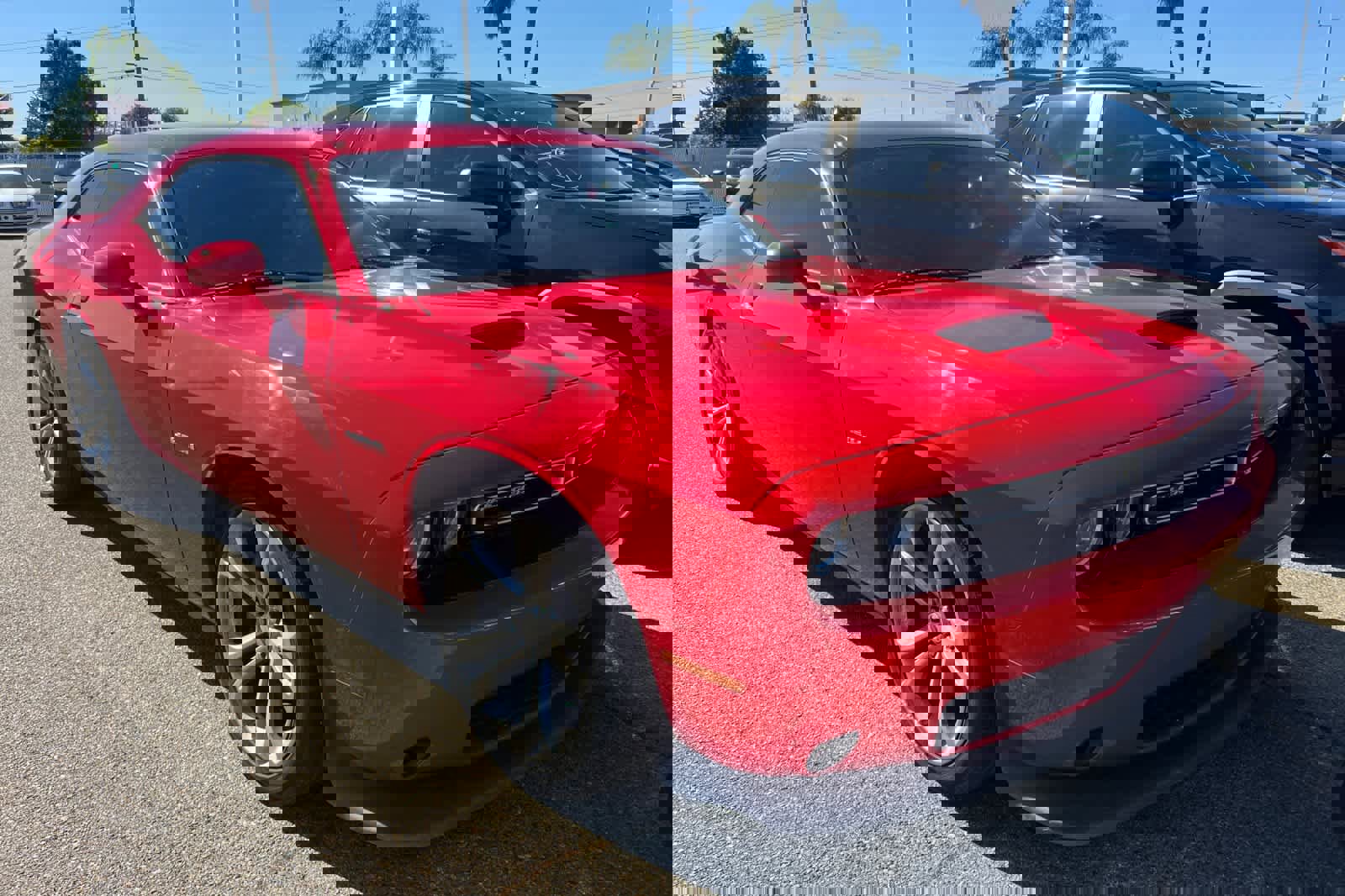 Used 2022 Dodge Challenger R/T image 3