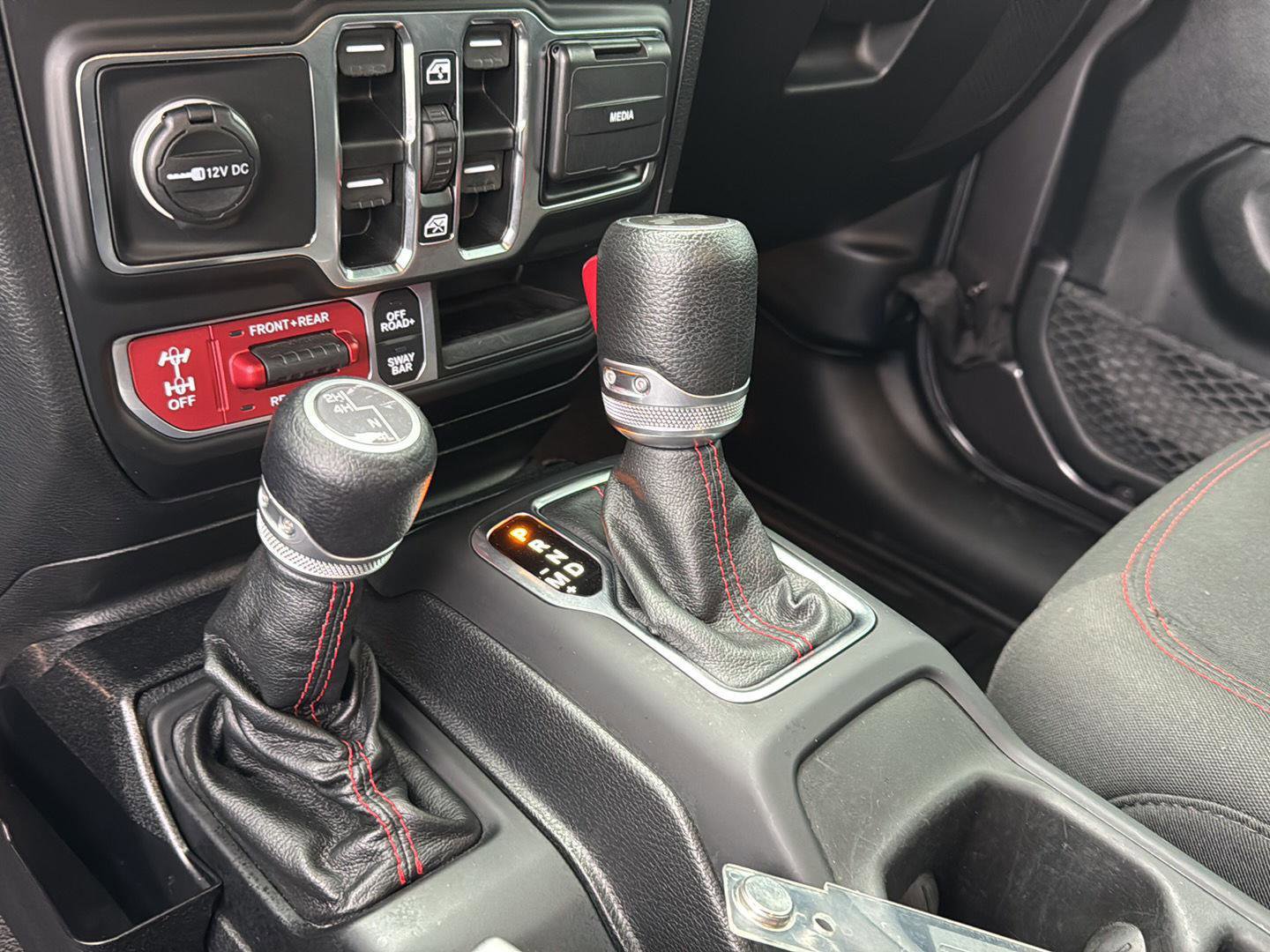 Used 2021 Jeep Wrangler Unlimited Rubicon image 25