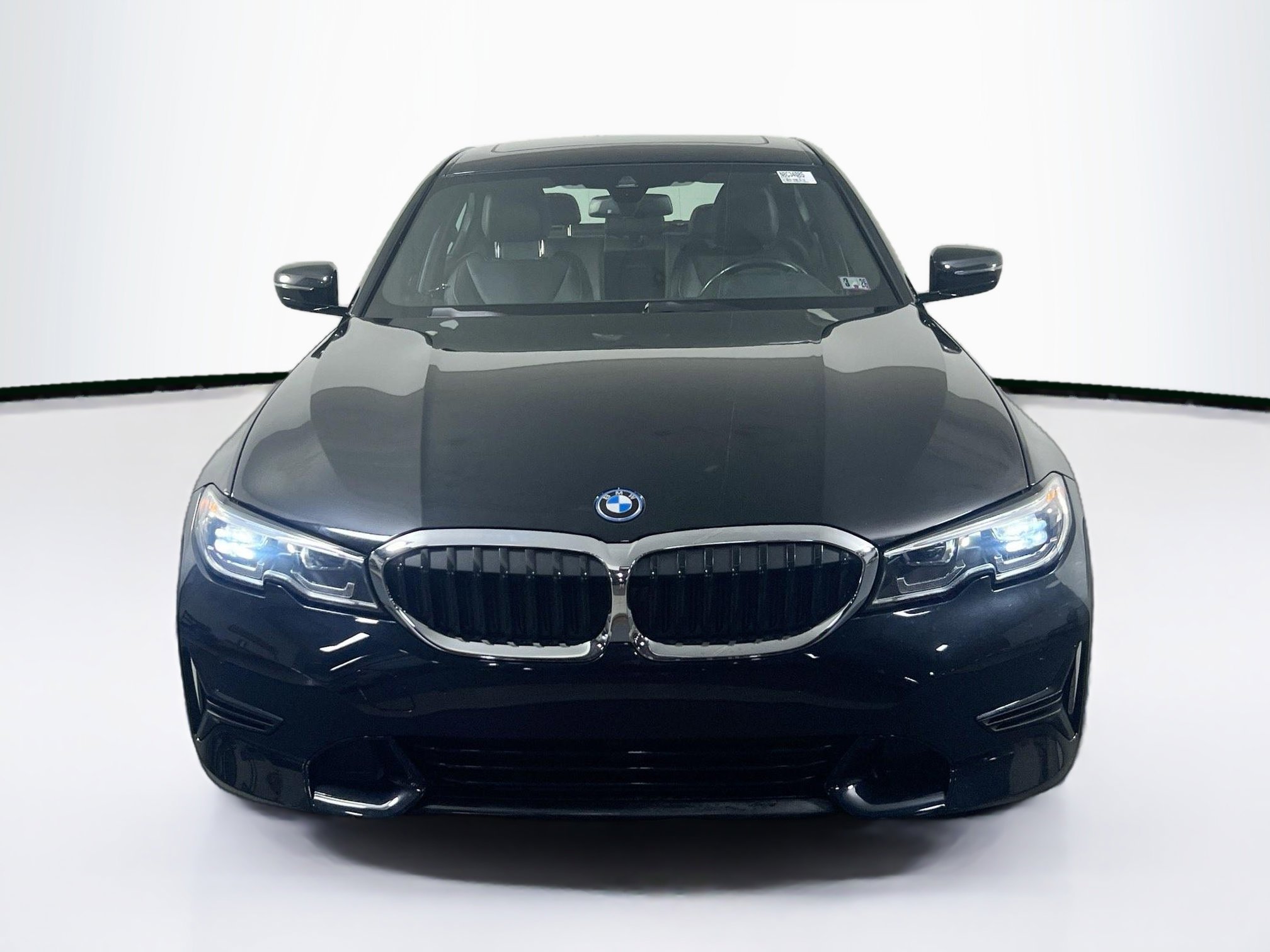 Used 2022 BMW 330e xDrive w/ Premium Package image 2
