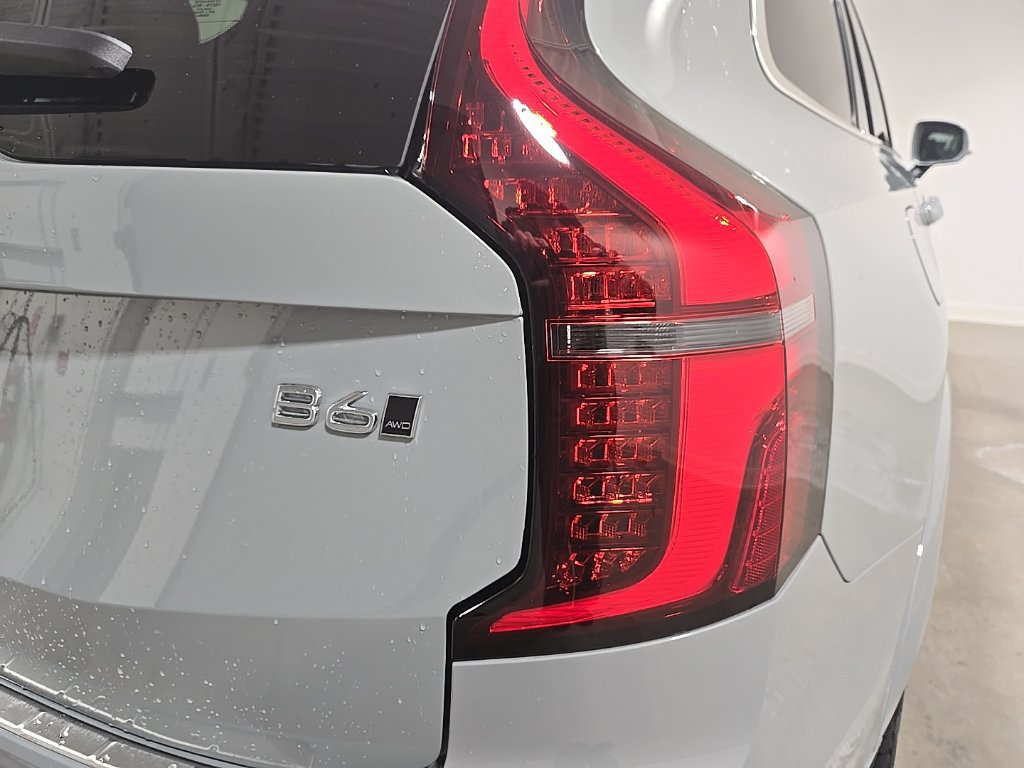 New 2026 Volvo XC90 B6 Plus w/ Protection Package AWD/4WD image 19