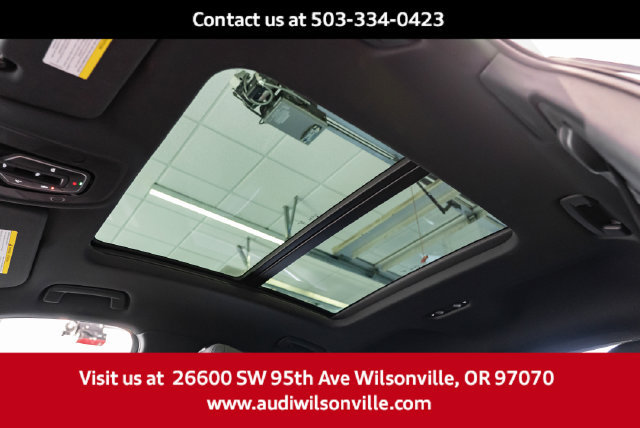 Used 2024 Audi Q8 e-tron Premium Plus w/ Premium Plus Package AWD/4WD image 21
