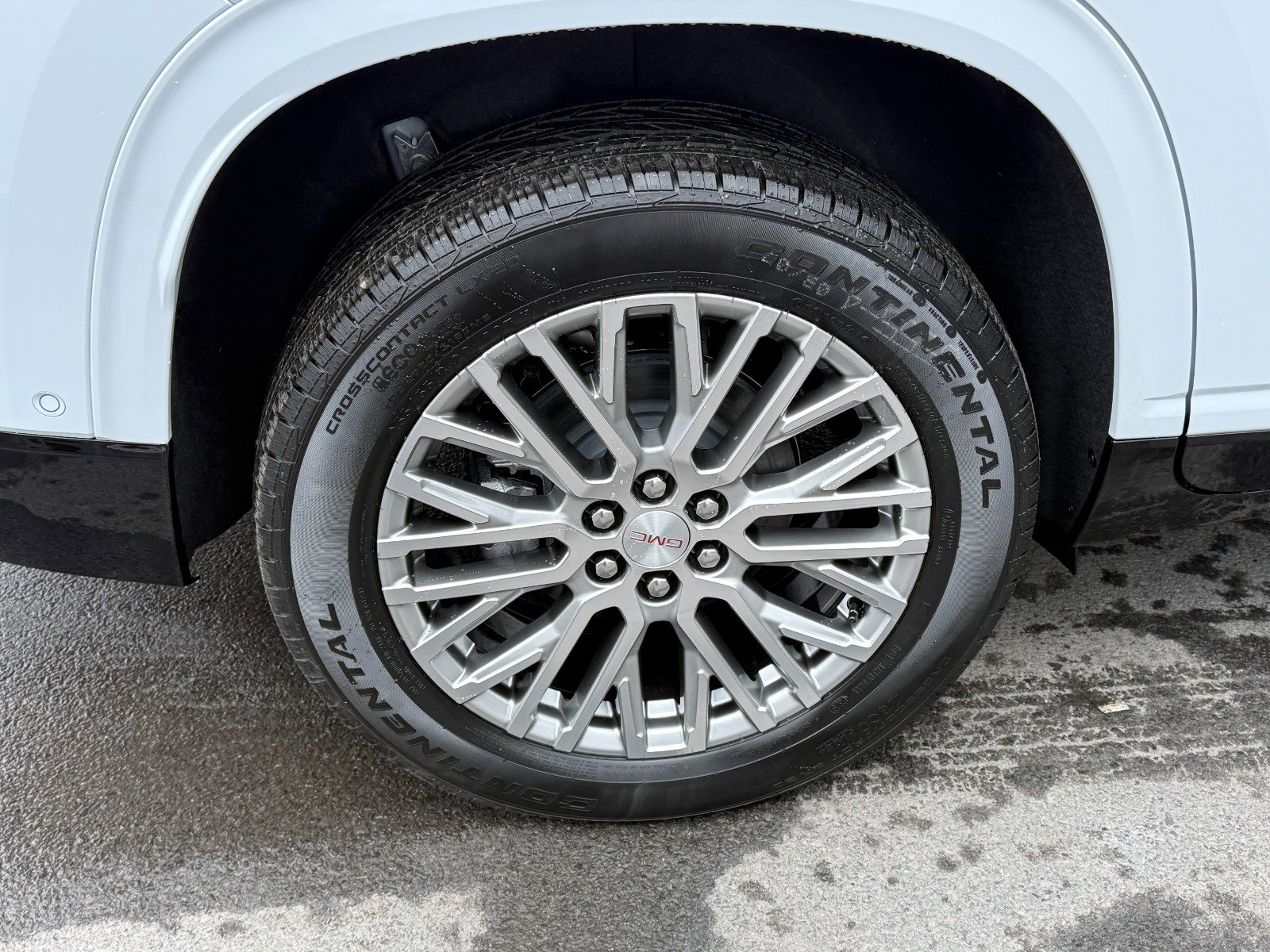 New 2026 GMC Acadia Denali w/ Super Cruise Package image 11