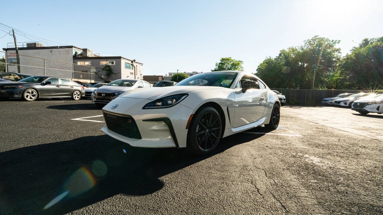Used 2022 Toyota GR86 Premium w/ ALL Weather Mat Package (TMS) RWD image 7
