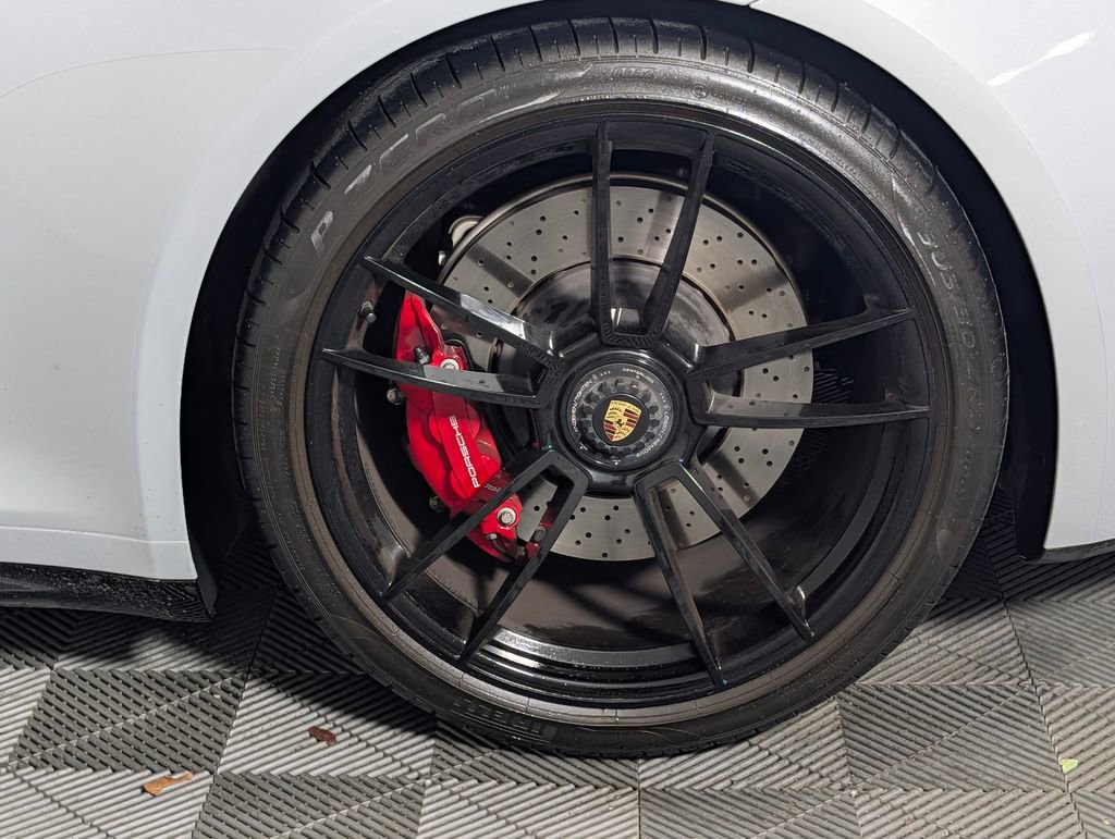 Certified 2023 Porsche 911 Targa 4 GTS AWD/4WD image 12