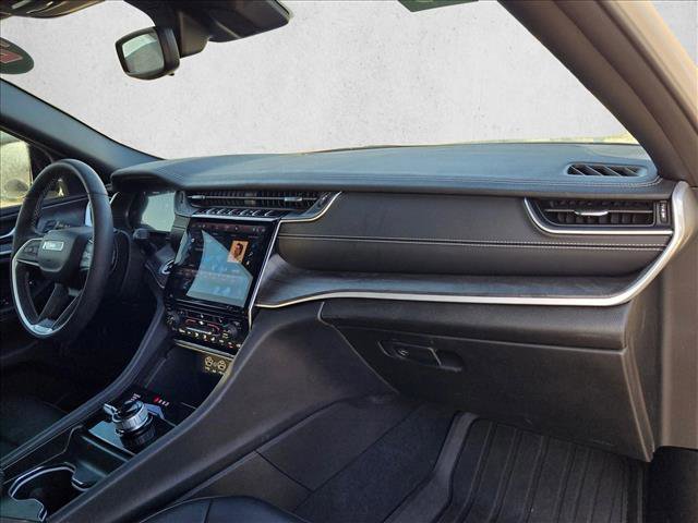 Used 2024 Jeep Grand Cherokee L Limited image 21