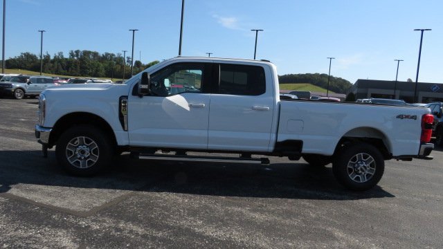 New 2026 Ford F350 Lariat image 13