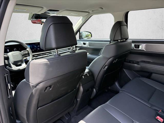 Used 2026 Hyundai Santa Fe SEL FWD image 17