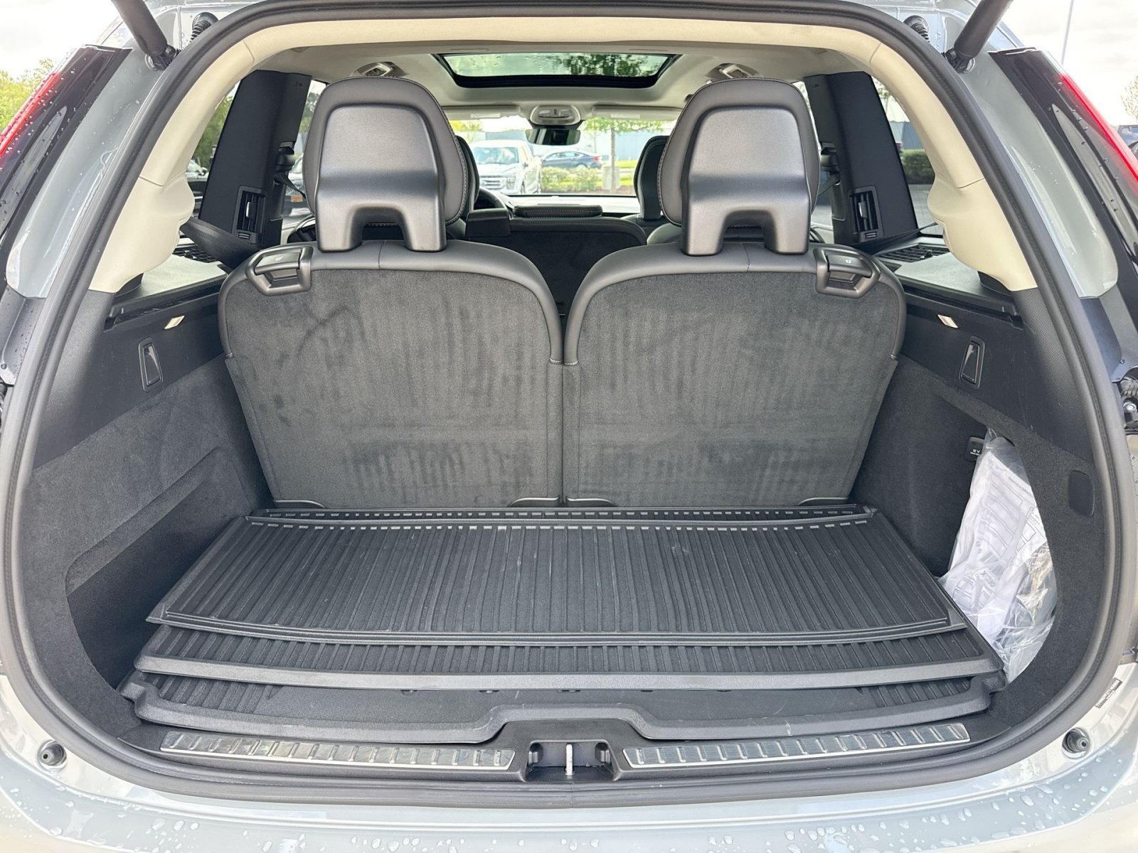 New 2026 Volvo XC90 B6 Ultra w/ Protection Package AWD/4WD image 35