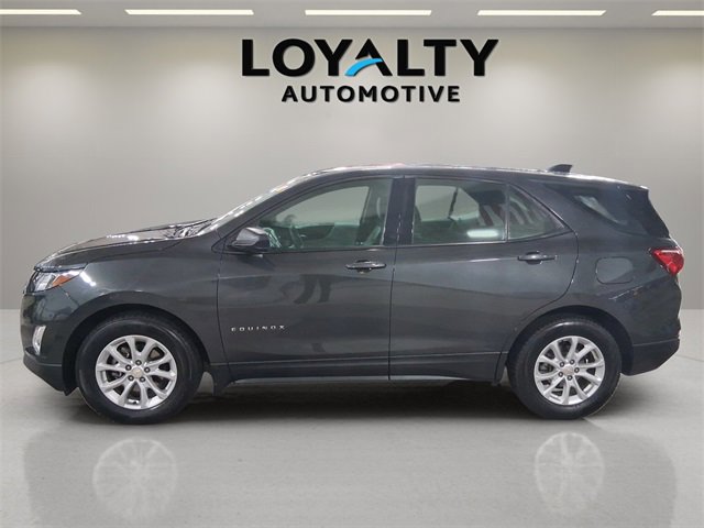 Used 2018 Chevrolet Equinox LS image 2