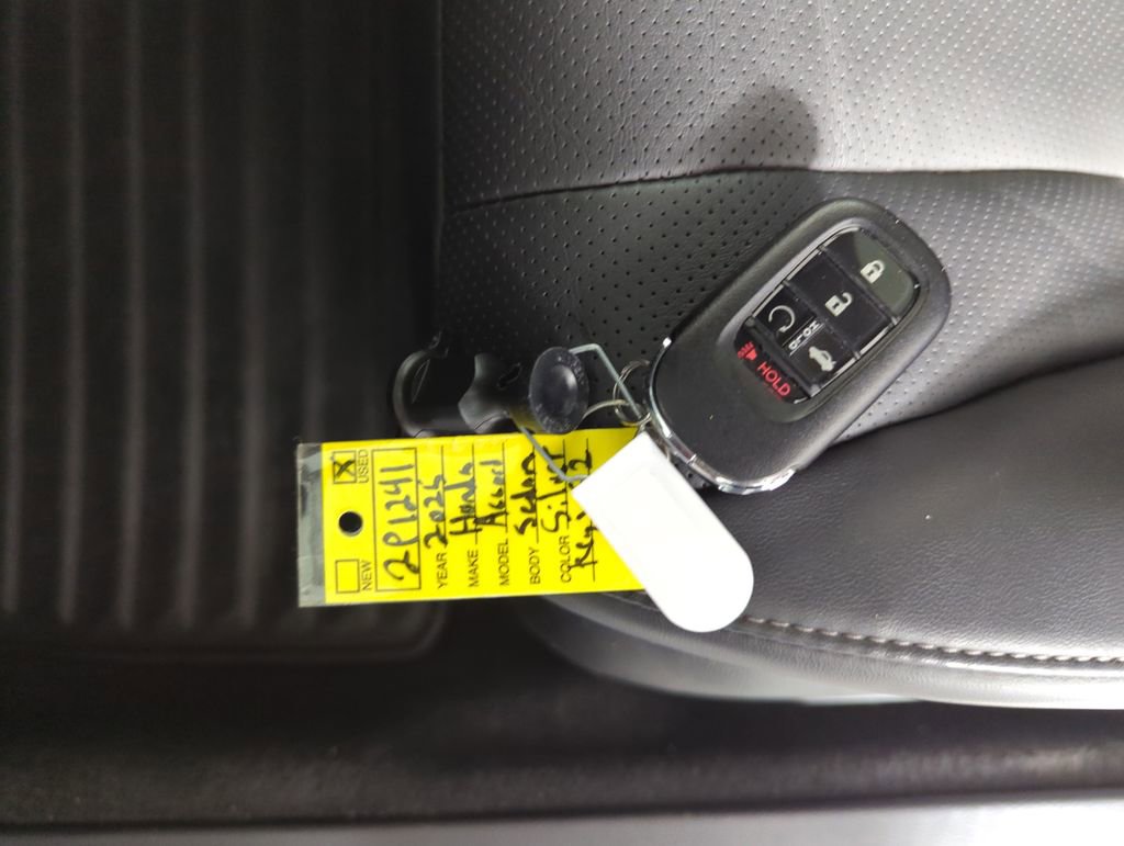 Certified 2025 Honda Accord EX-L image 24