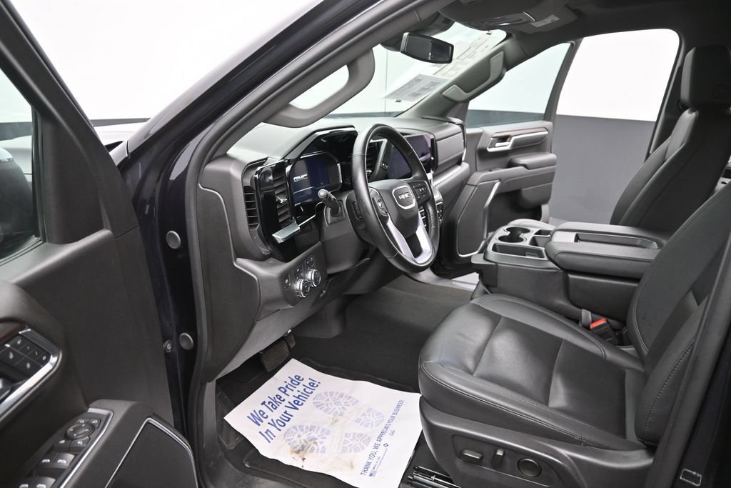 Used 2025 GMC Sierra 1500 SLT AWD/4WD image 22
