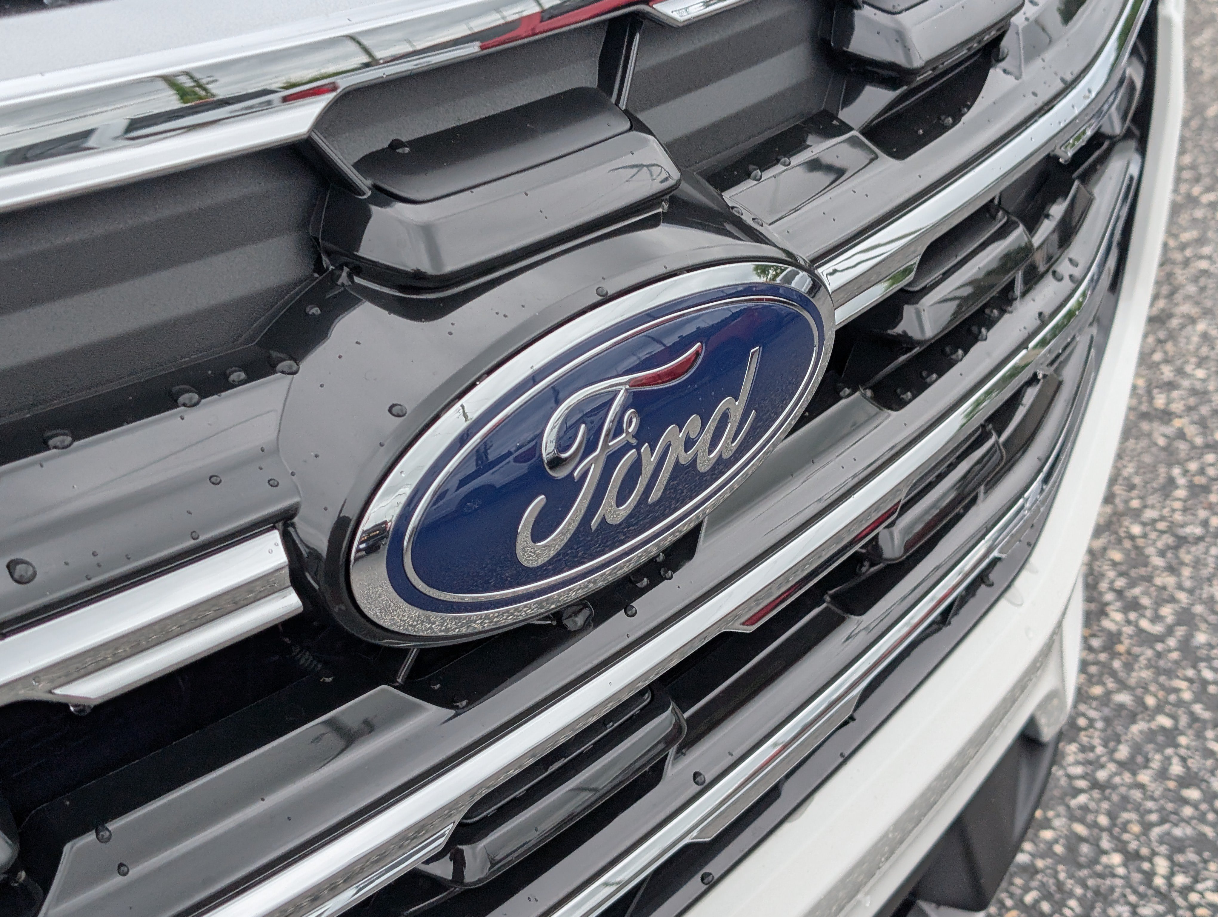 New 2026 Ford Explorer Active w/ Active Comfort Package AWD/4WD image 6