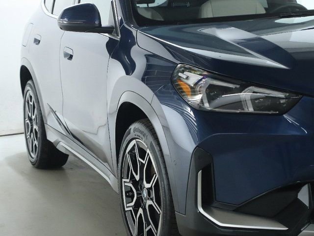 Used 2025 BMW X1 xDrive28i w/ Technology Package image 10