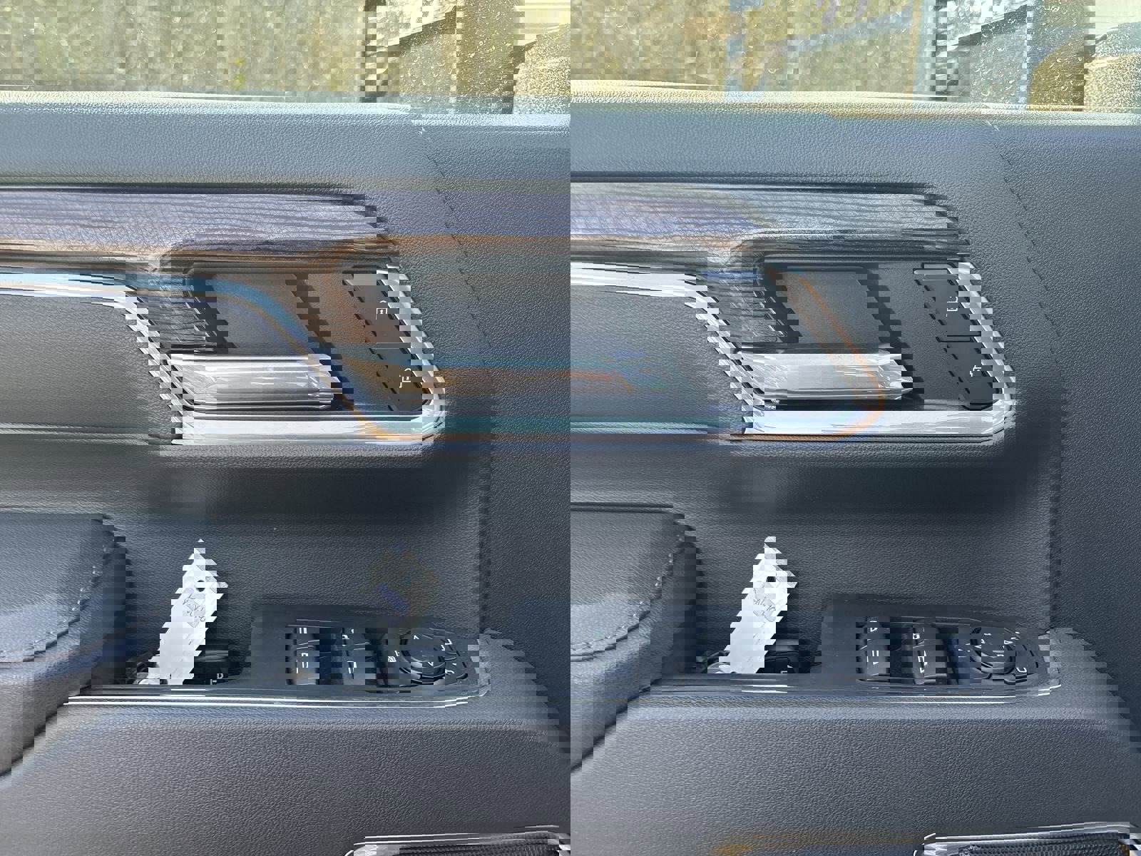 New 2025 Chevrolet Silverado 3500 LT w/ Convenience Package image 16